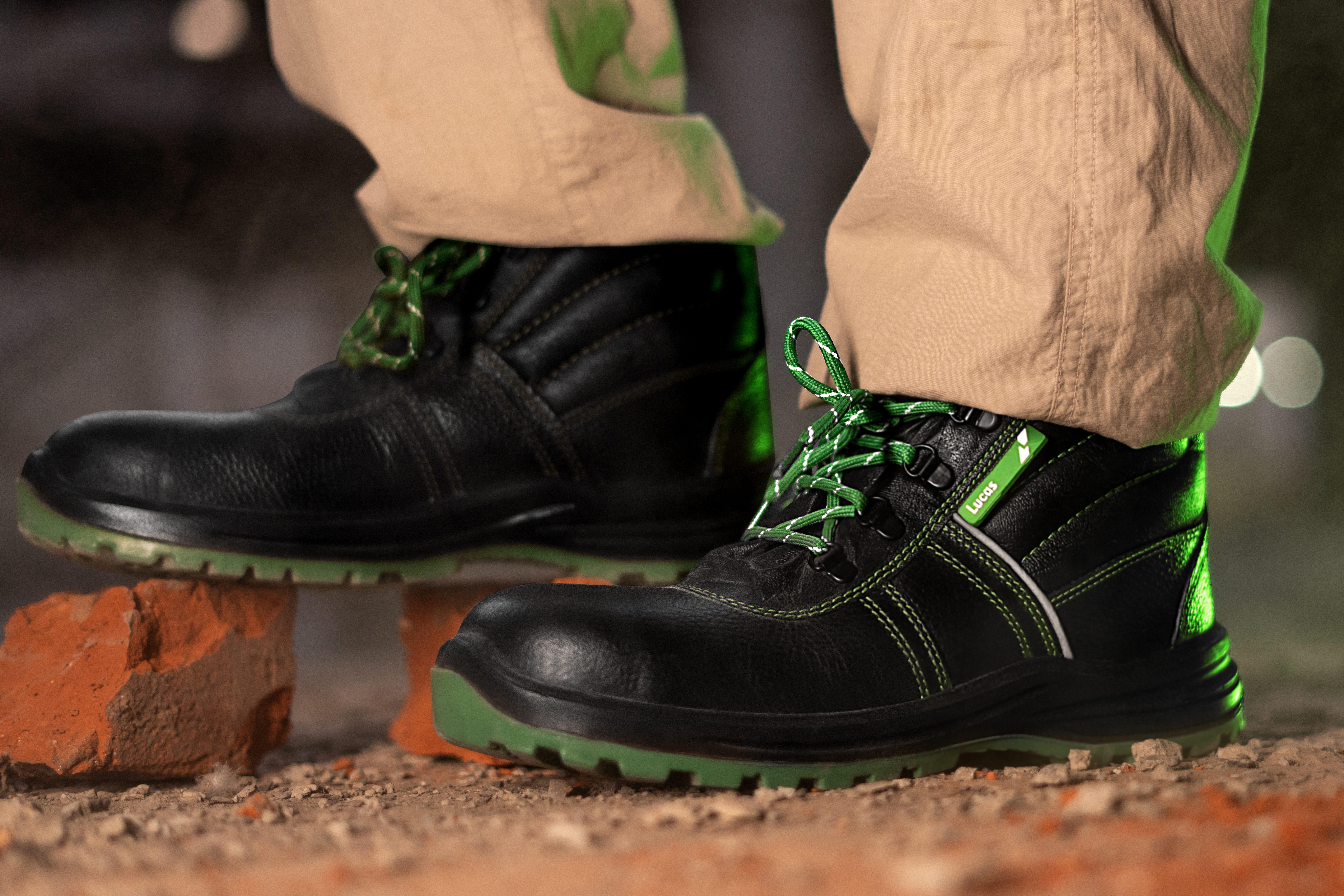 waterproof-safety-boots-and-safety-shoes-for-ghana-s-rainy-season